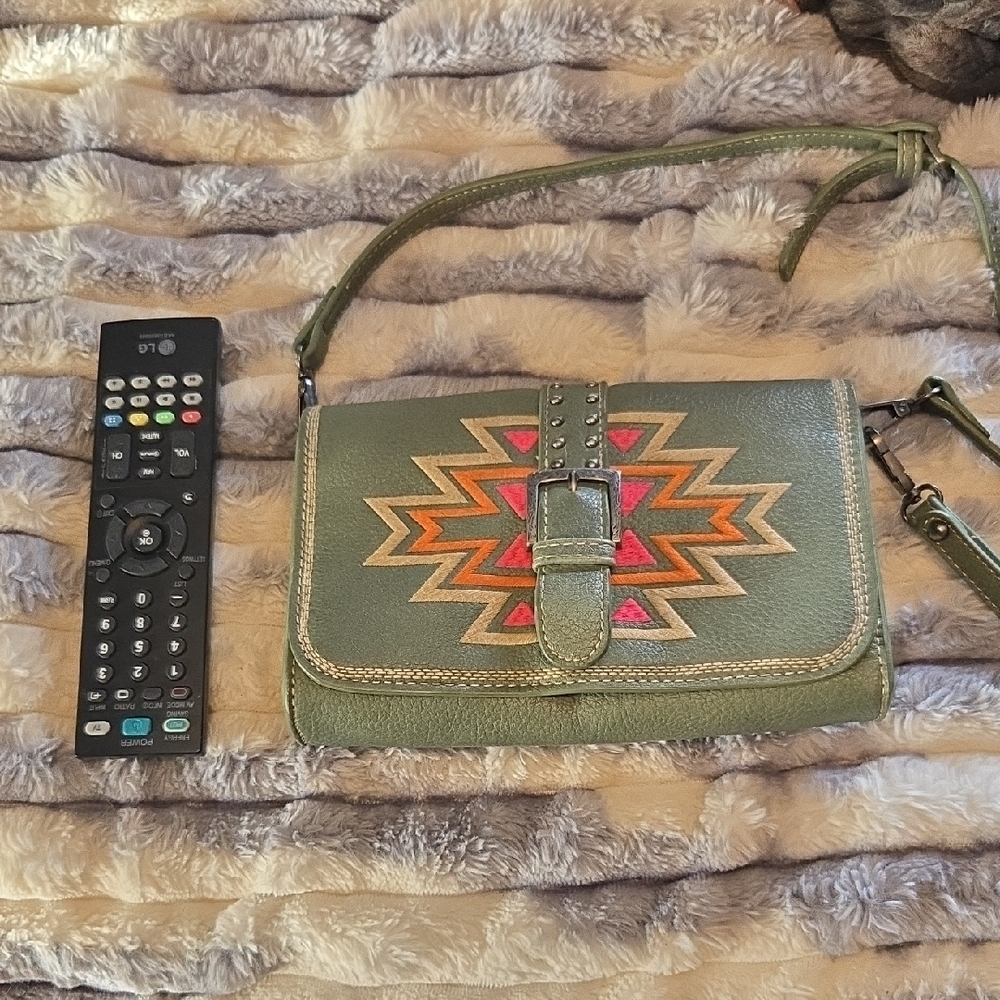 Montana West Green and Pink Aztec Clutch